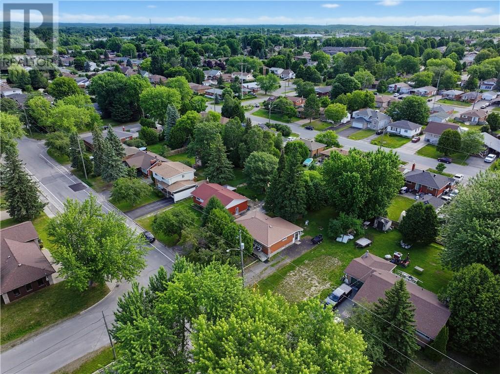 782 Westmount - 7