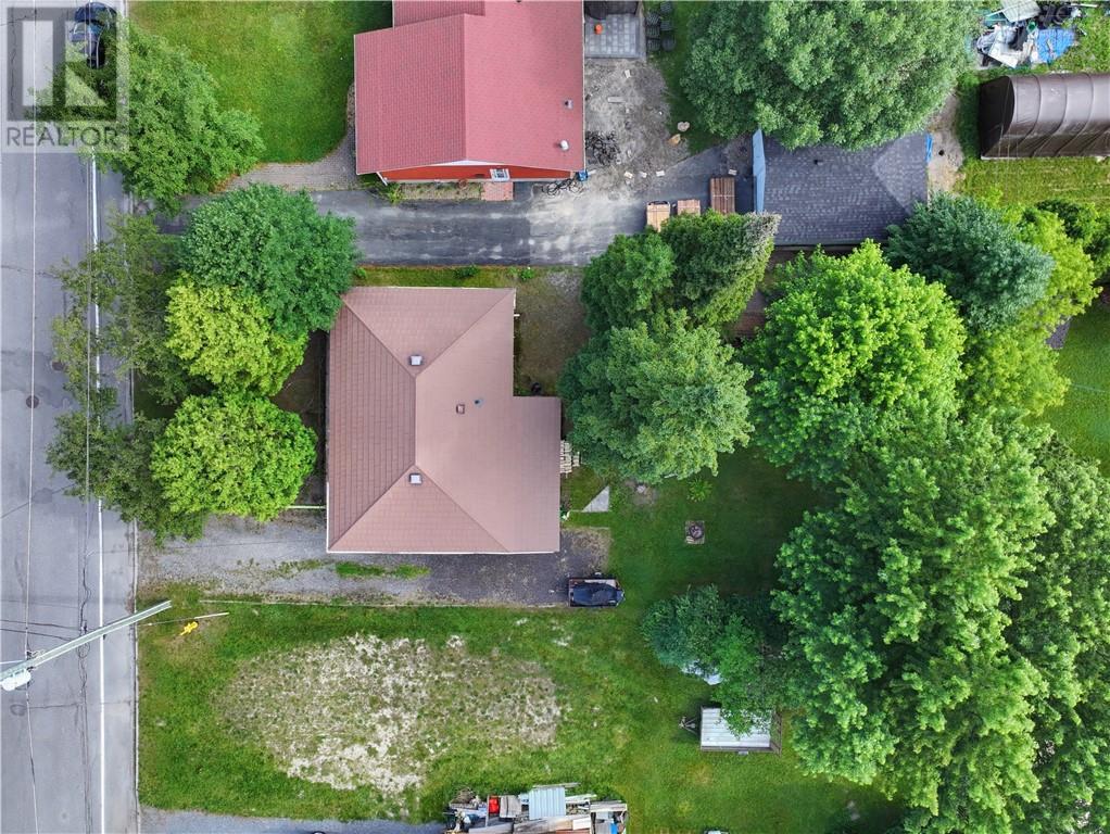 782 Westmount - 8