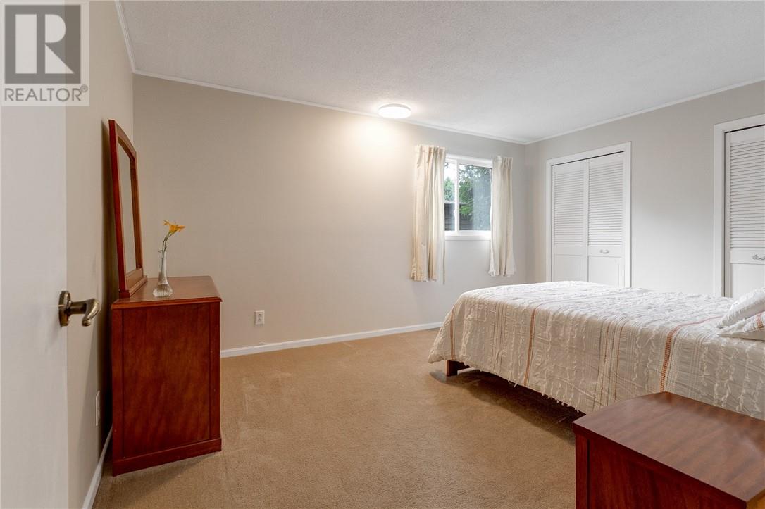 50 Eden Point Drive - 36
