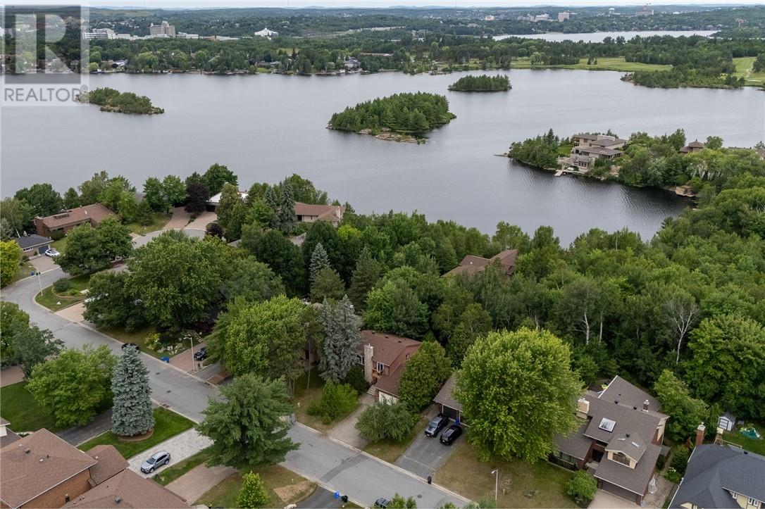 50 Eden Point Drive - 81