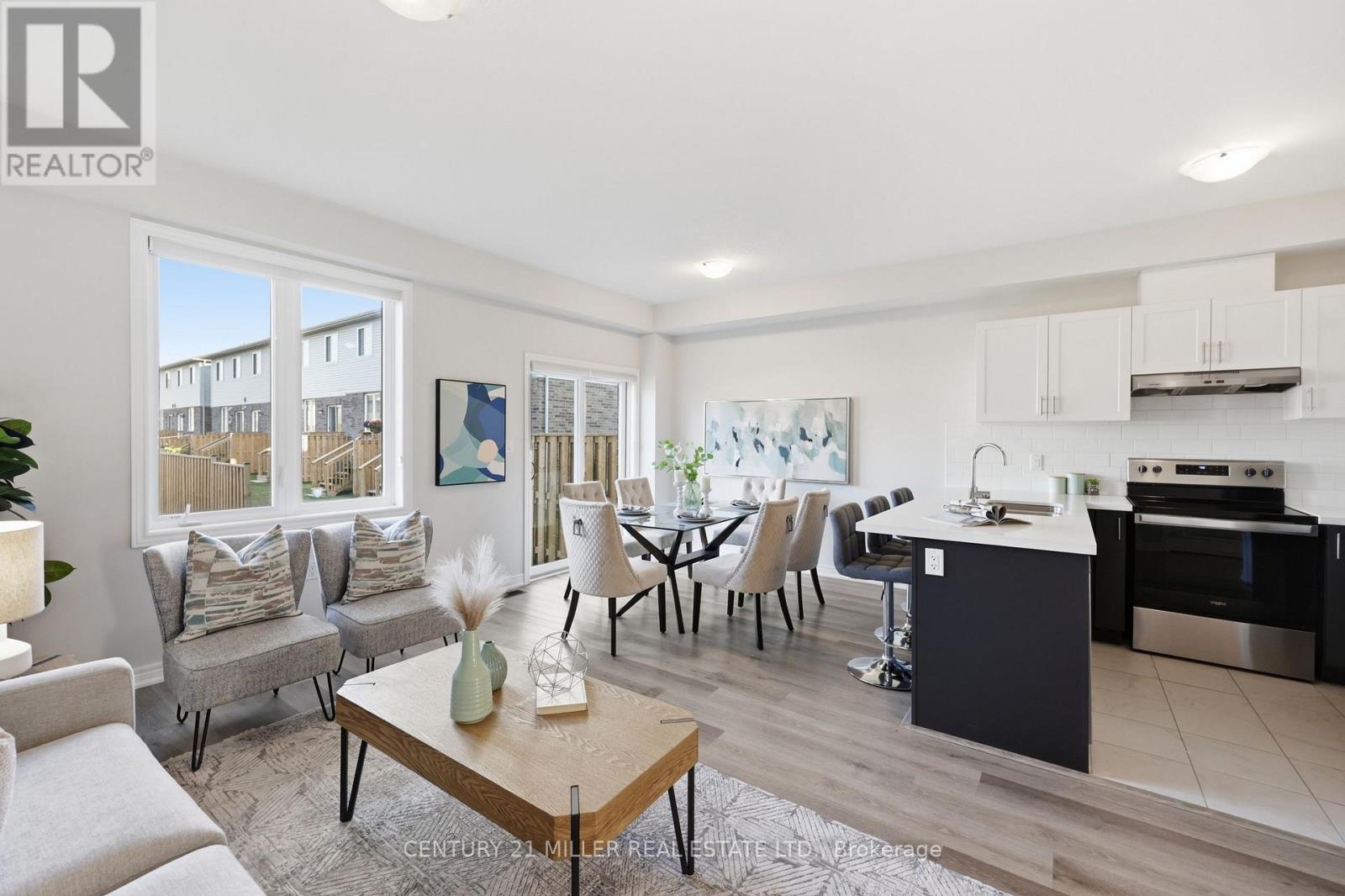 10 LINDEN PARK LANE - 10