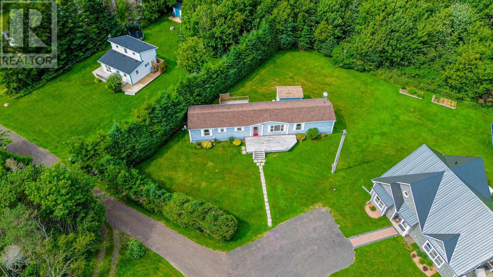 27 PERRY Lane - 20