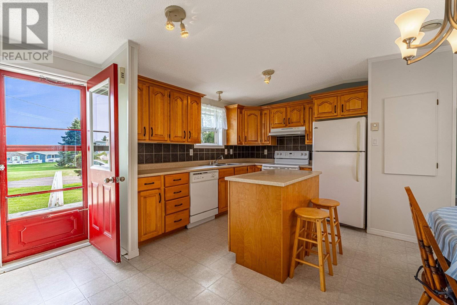 27 PERRY Lane - 6