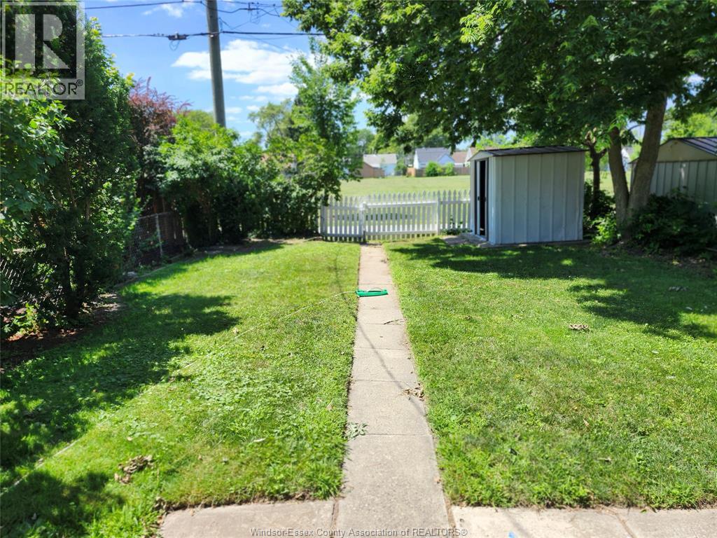 1163 JOSEPHINE - 17