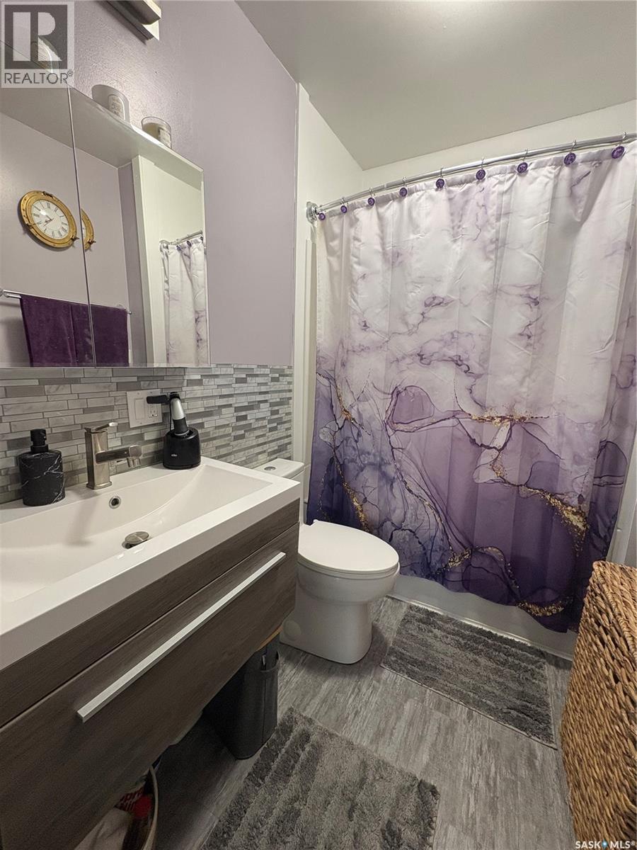 73 Franklin AVENUE - 12