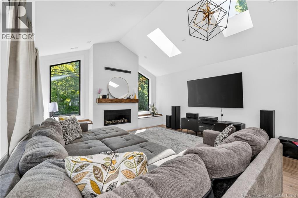 296 Buckingham Avenue - 16