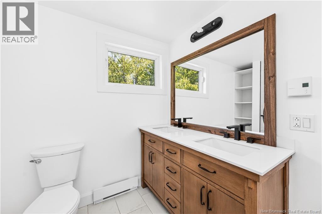 296 Buckingham Avenue - 23