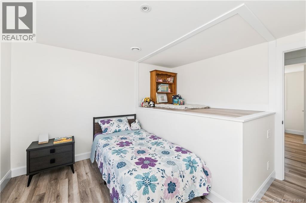 296 Buckingham Avenue - Image 28