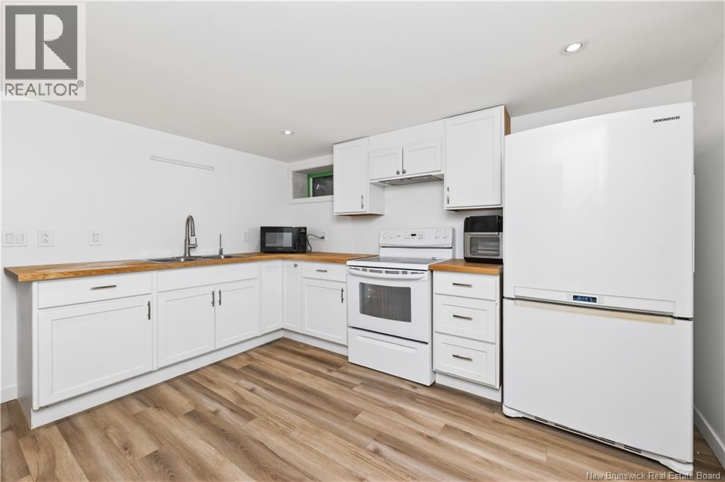 296 Buckingham Avenue - Image 35