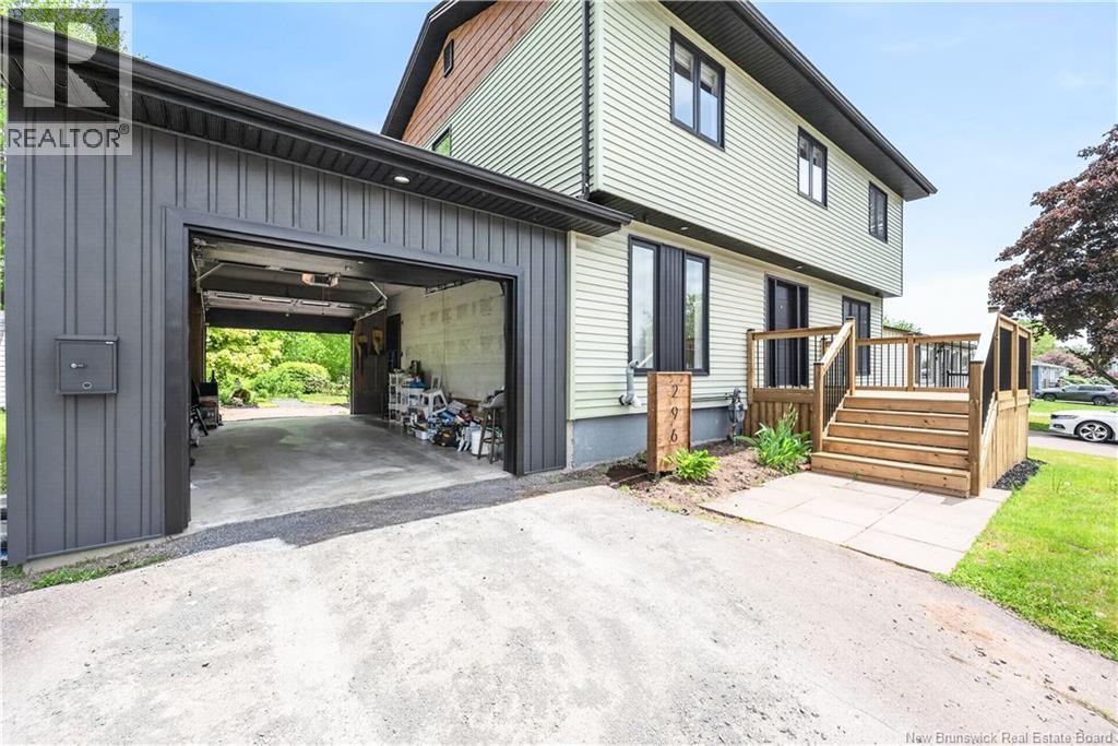 296 Buckingham Avenue - Image 4