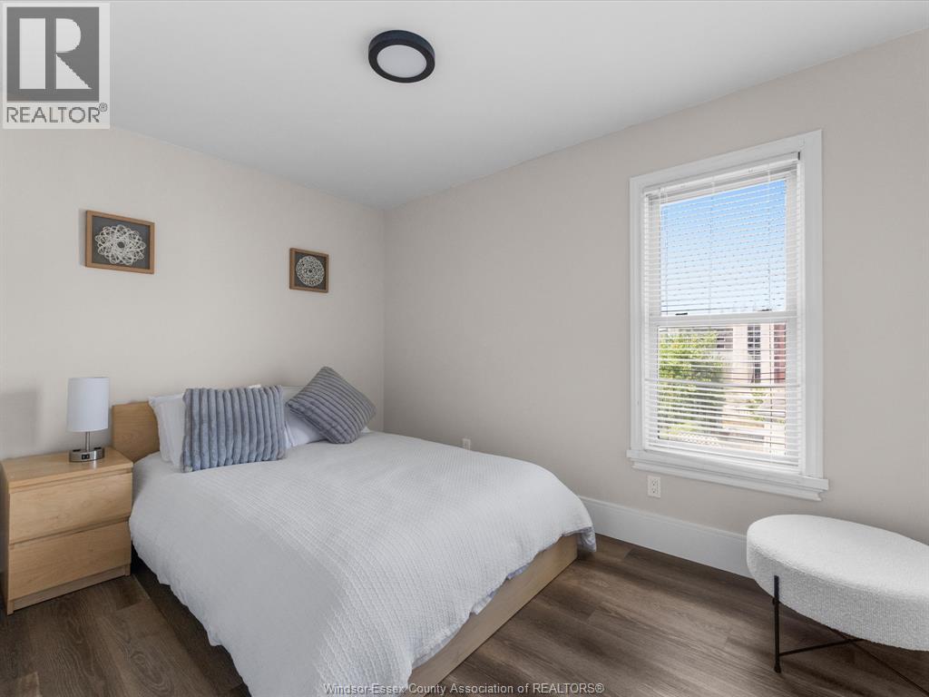477 Pierre AVENUE - 15
