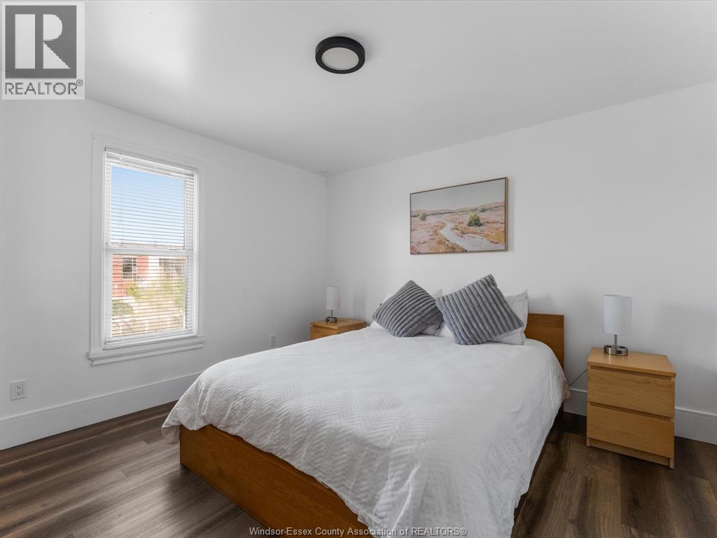 477 Pierre AVENUE - 16
