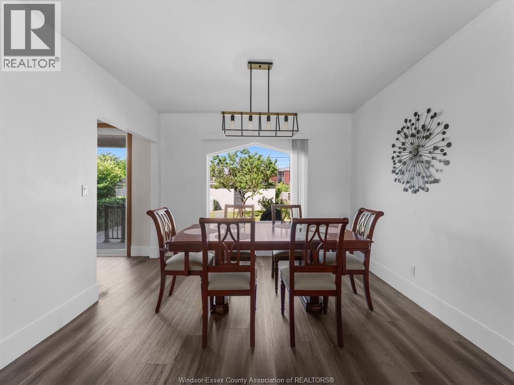 477 Pierre AVENUE - 6