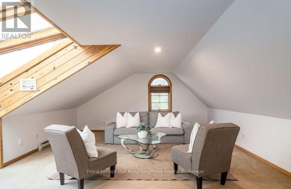 3741 LAKESHORE ROAD E - 15