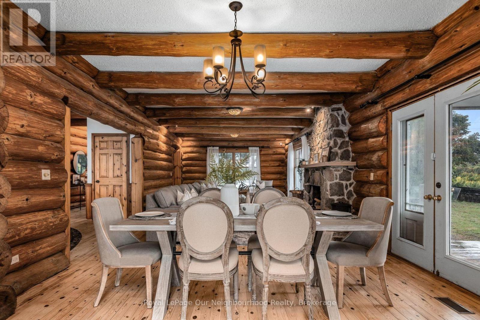 3741 LAKESHORE ROAD E - 6