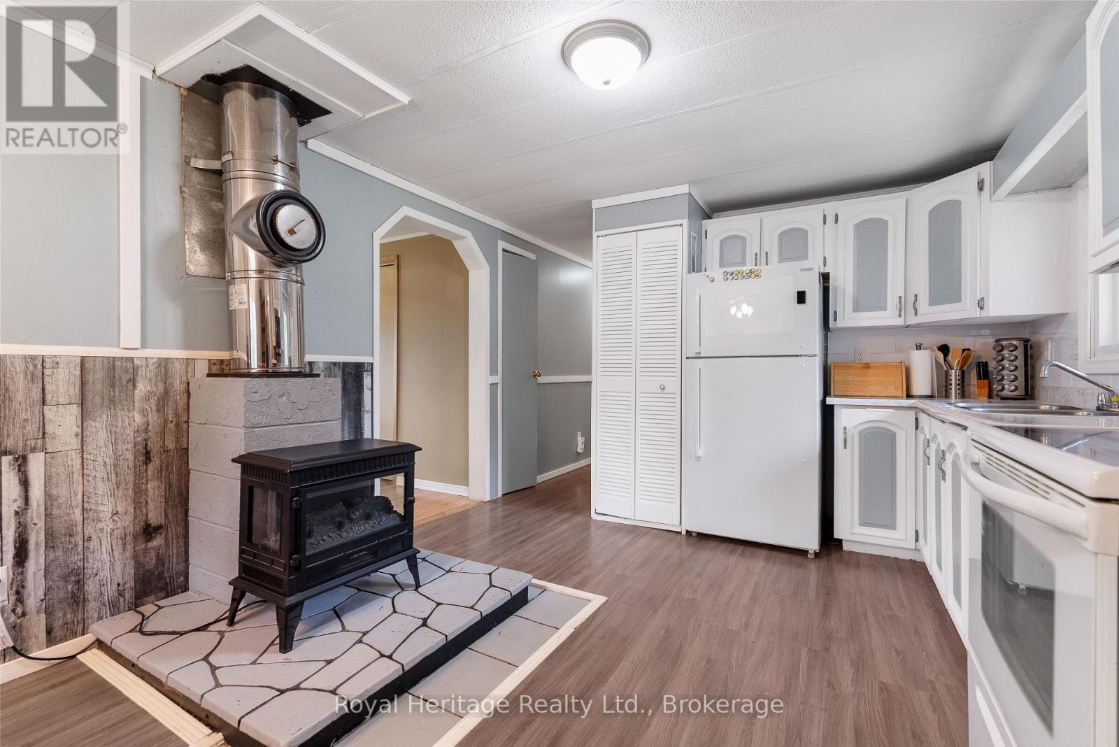14 STONEY CREEK ROAD - 11