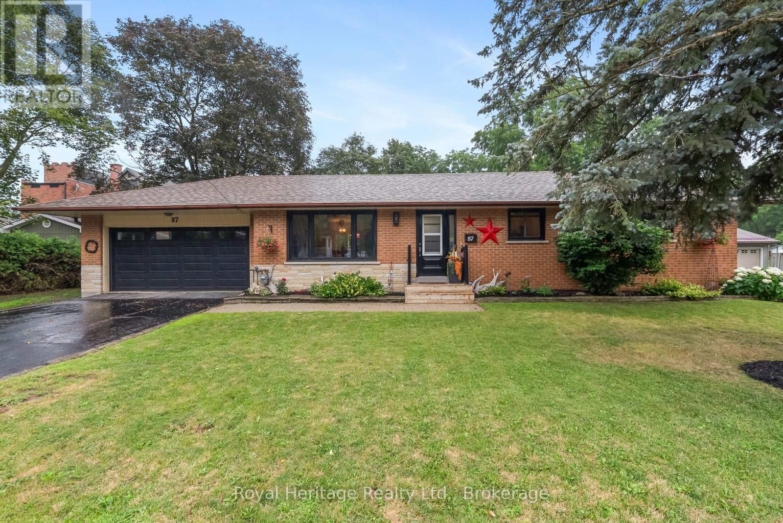87 COLBORNE STREET W - 1