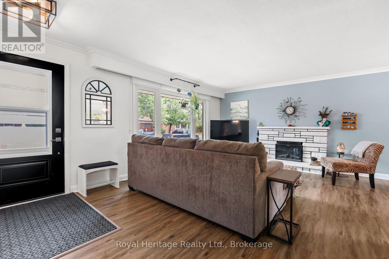 87 COLBORNE STREET W - Image 6