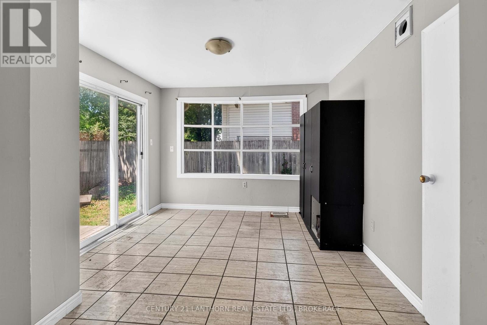 139 DRENNAN STREET - 7