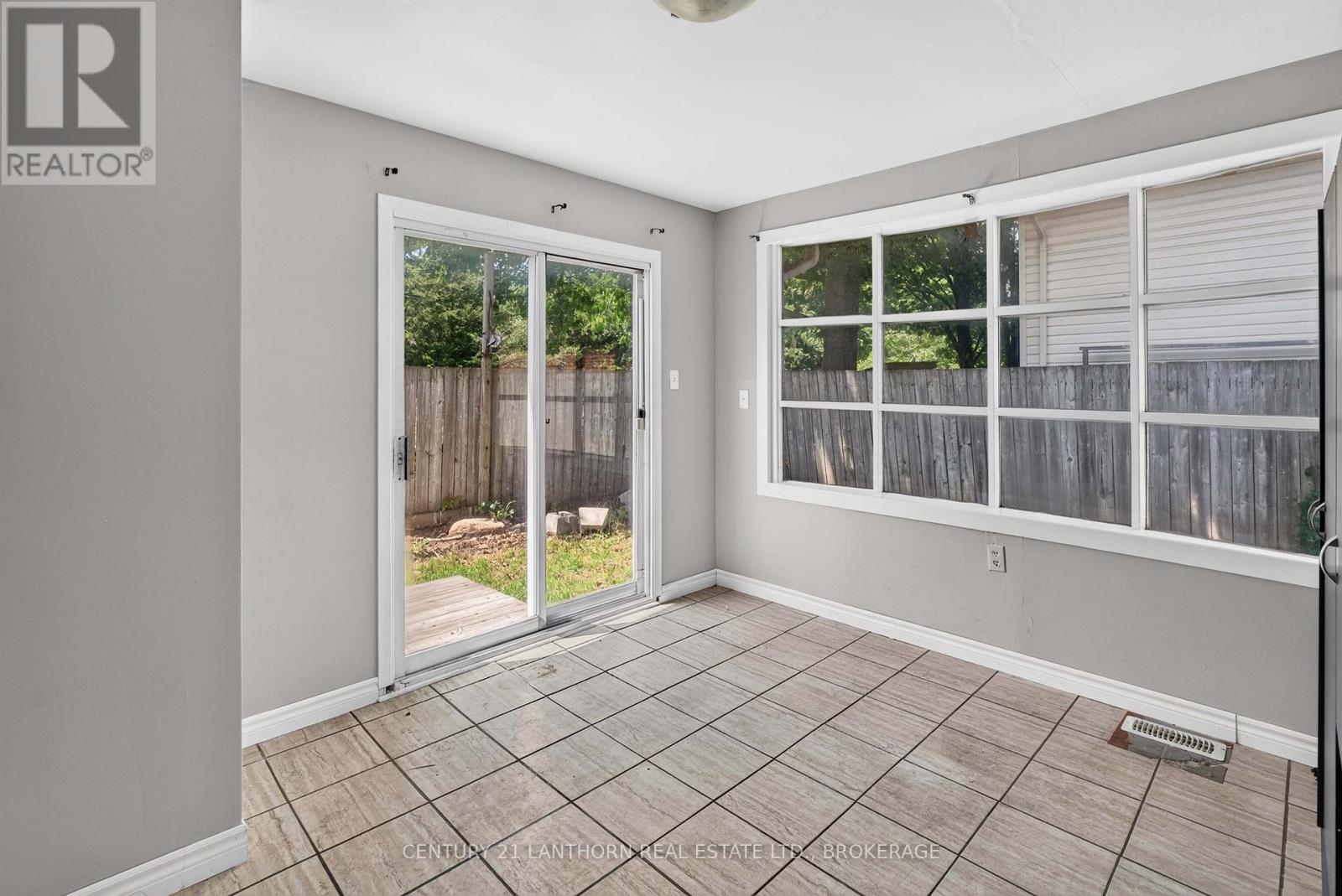 139 DRENNAN STREET - 8