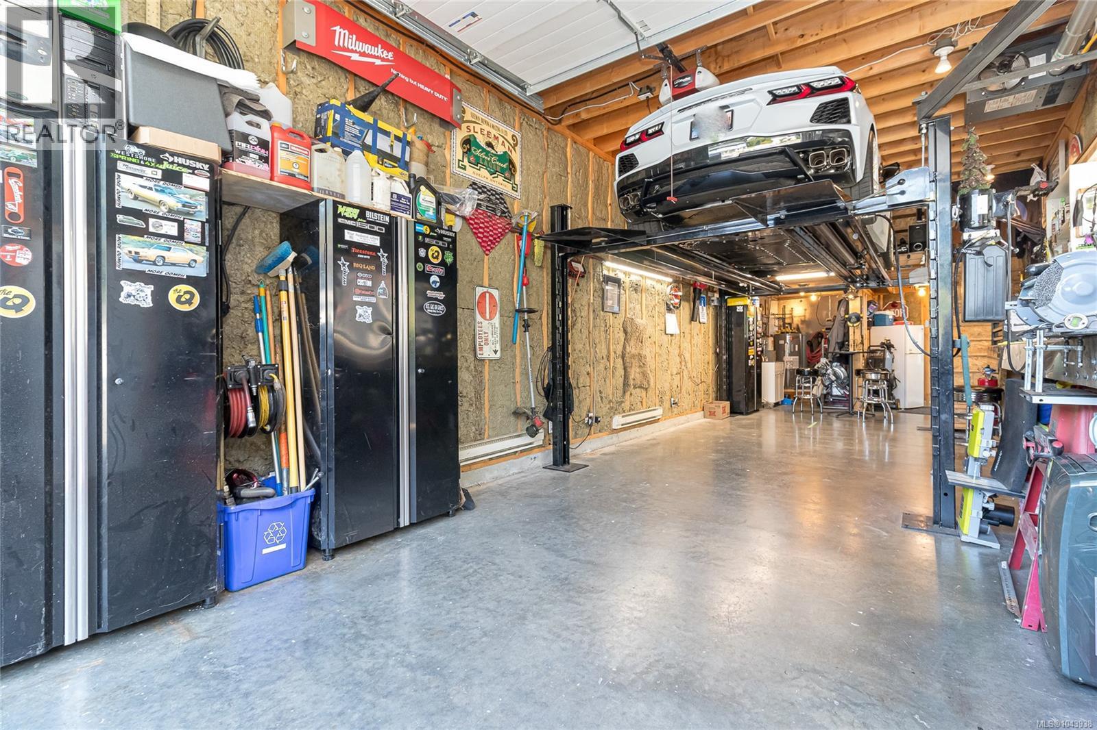 1327 Justine Pl - 49