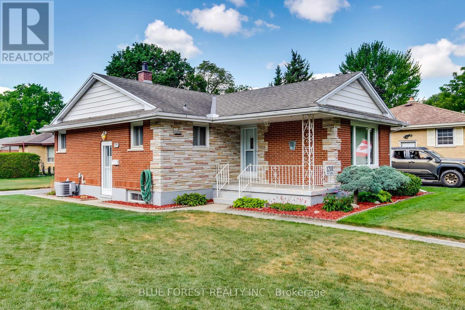 1201 PATANN DRIVE - 1