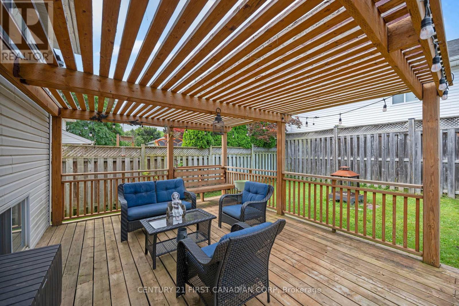 902 RAILTON AVENUE - 29
