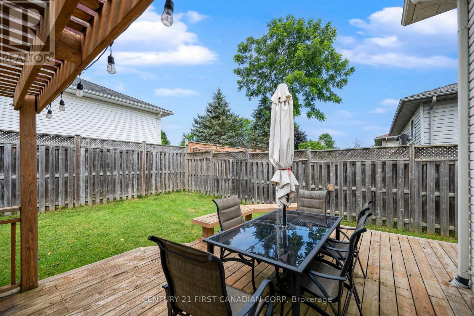 902 RAILTON AVENUE - 33