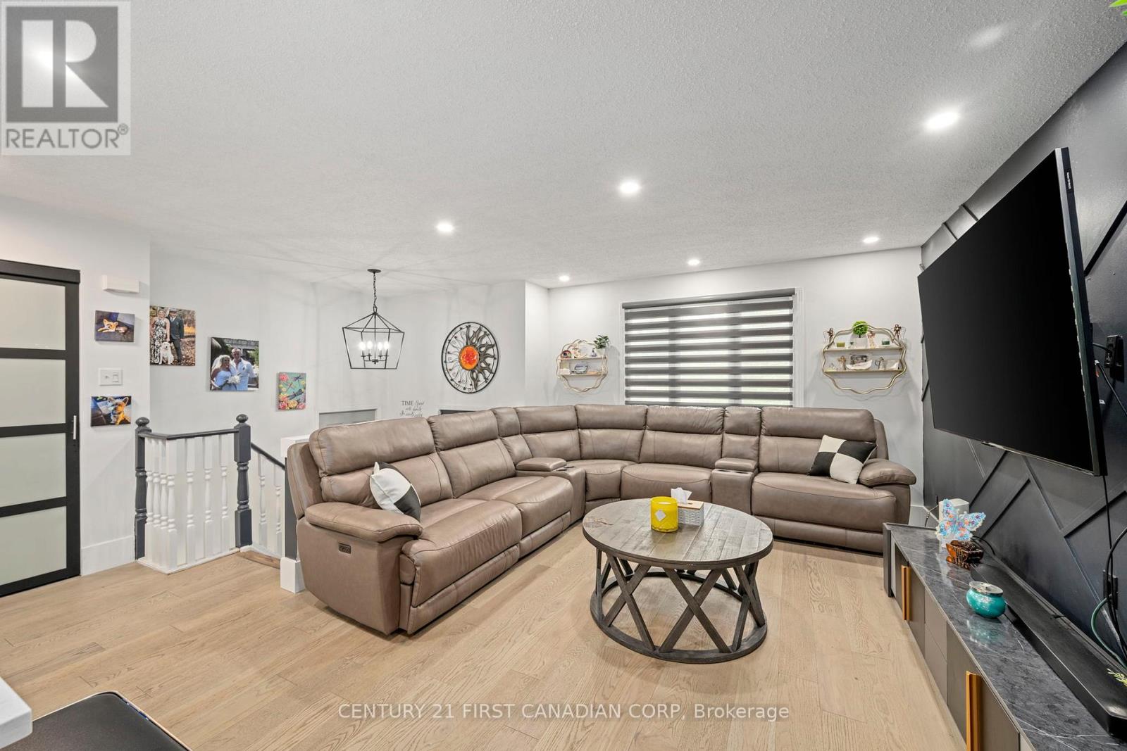 902 RAILTON AVENUE - 5
