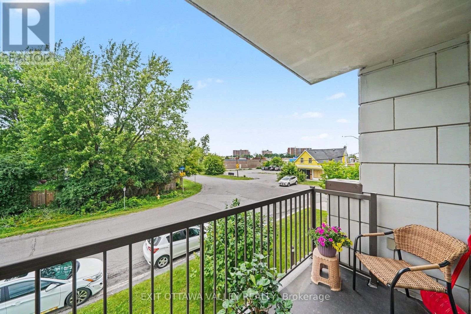 #208 14 NORICE STREET - 22