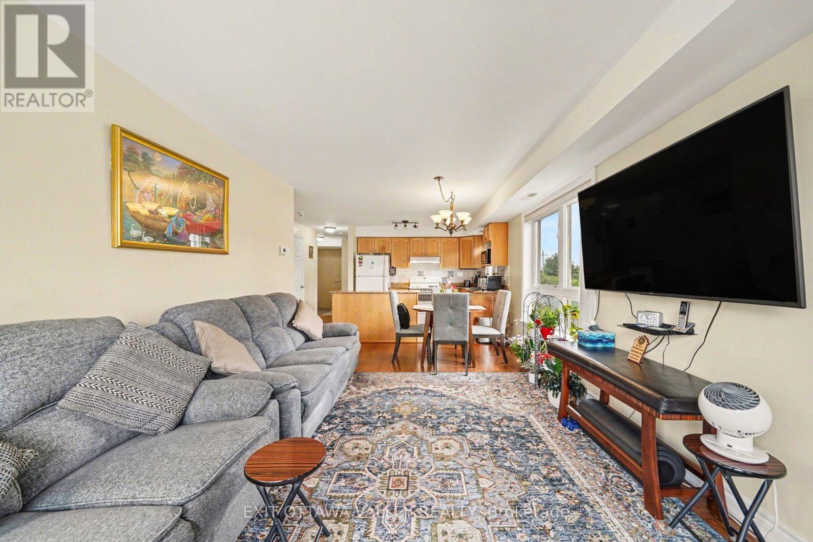 #208 14 NORICE STREET - 8
