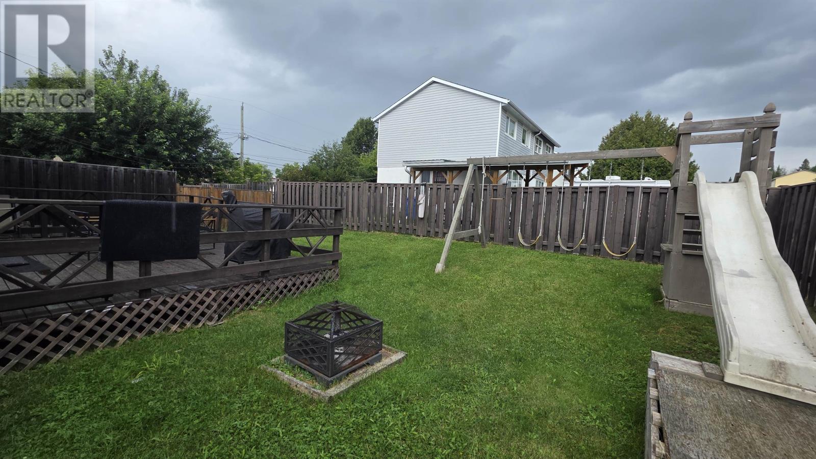 12 Drewry DR - 11