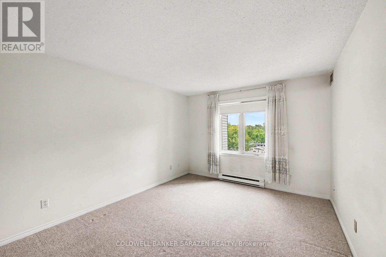 #201 61 JACK CRESCENT - 16