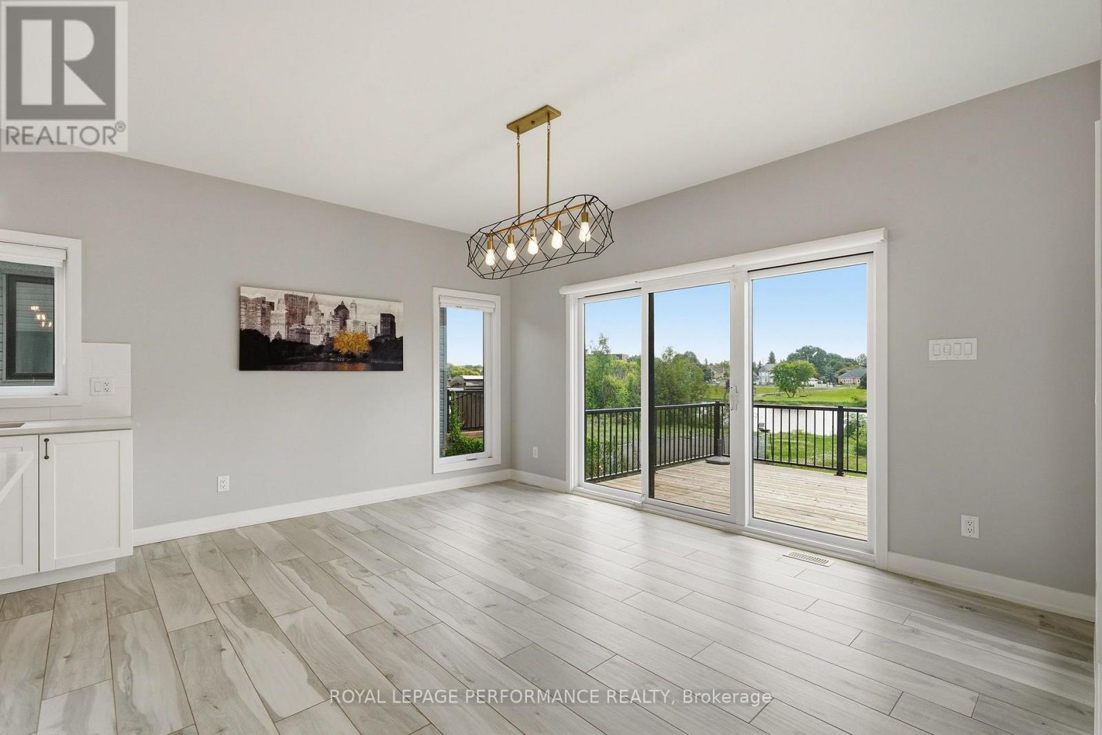 504 BARRAGE STREET - 11
