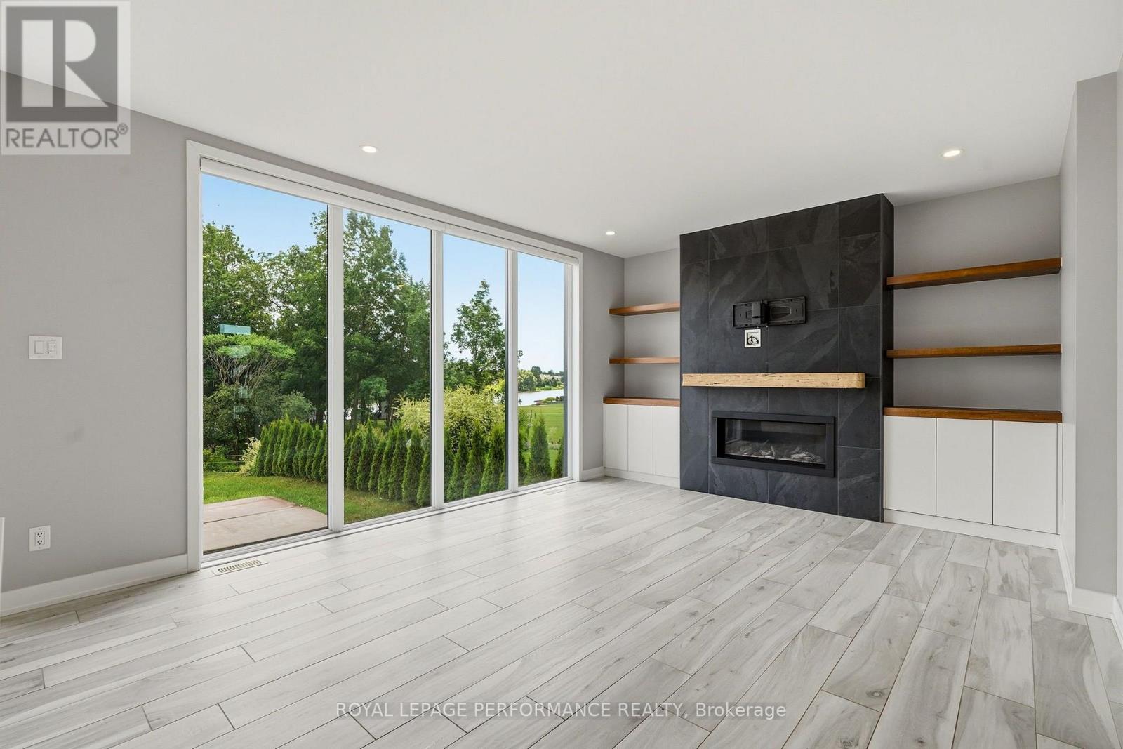 504 BARRAGE STREET - 14