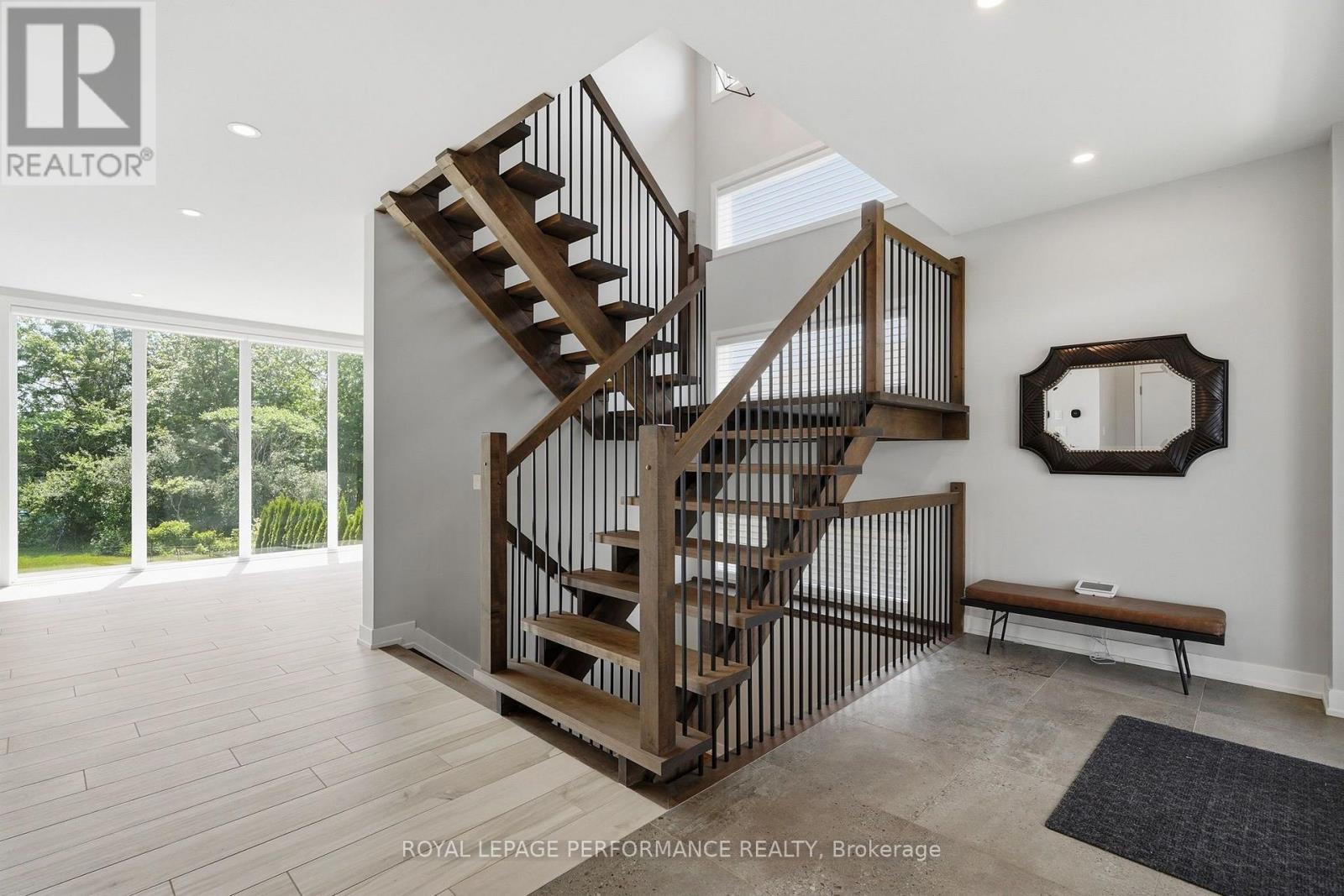 504 BARRAGE STREET - 19