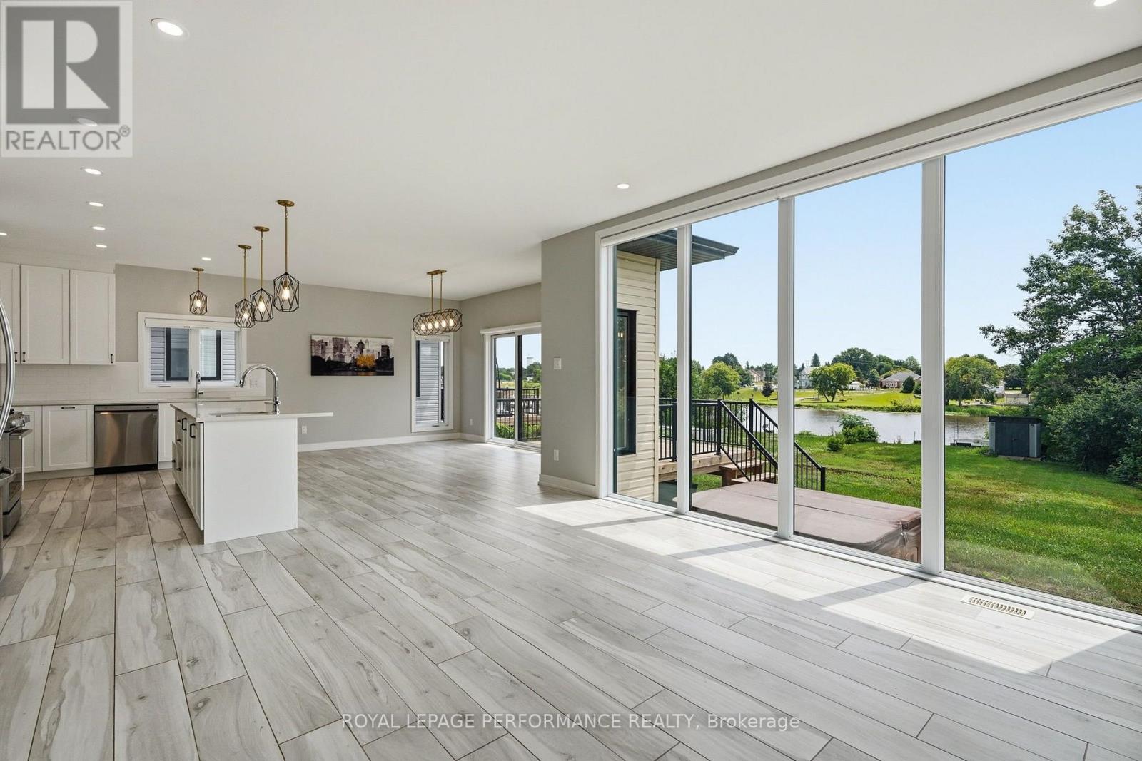 504 BARRAGE STREET - 3