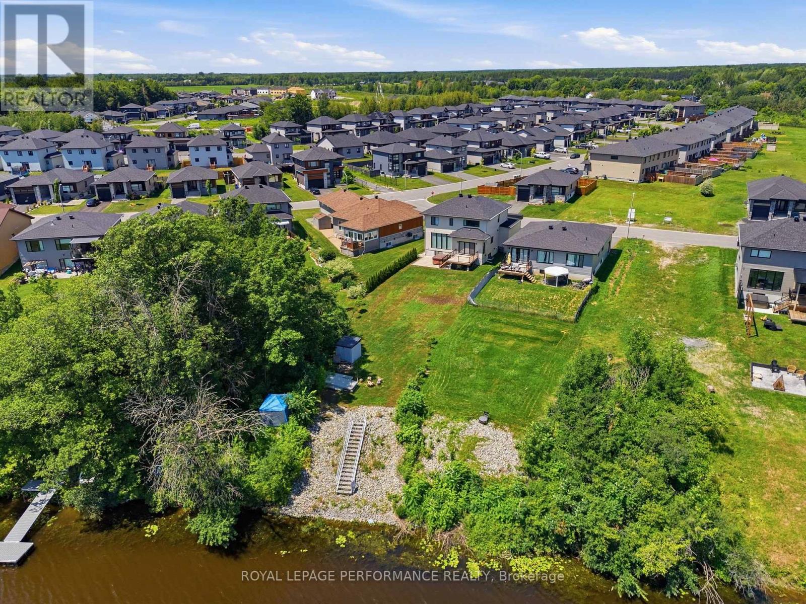 504 BARRAGE STREET - 46