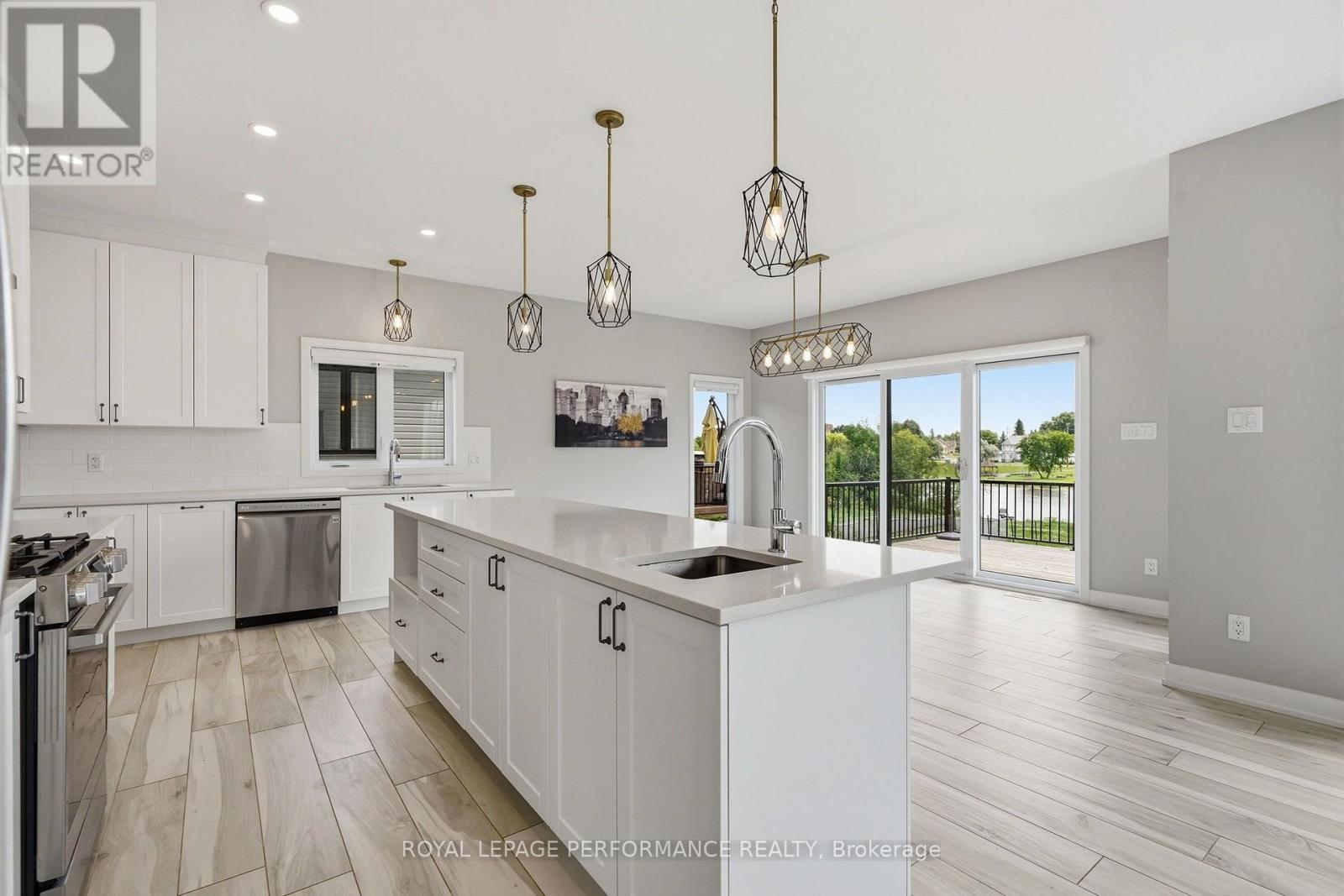 504 BARRAGE STREET - 5