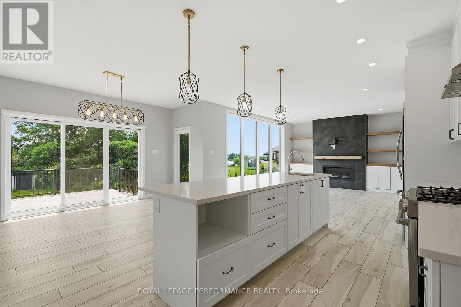 504 BARRAGE STREET - 7