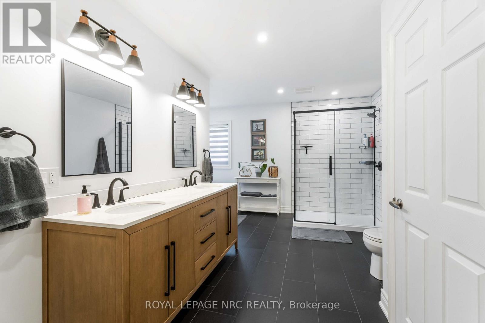 124 HOLLOWAY BAY ROAD - Image 33