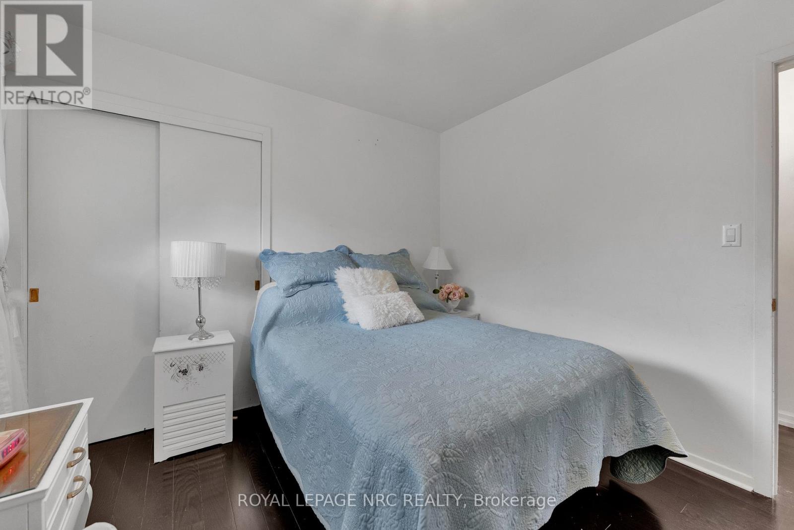 8415 PARKWAY DRIVE - 20