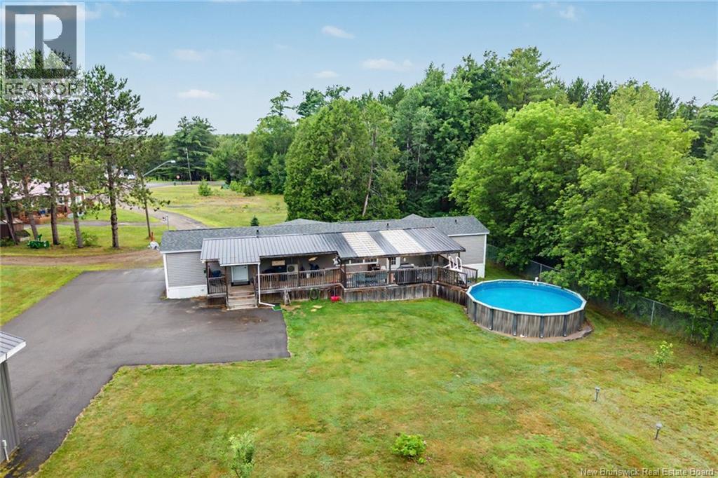 19 Pine Street - Image 4