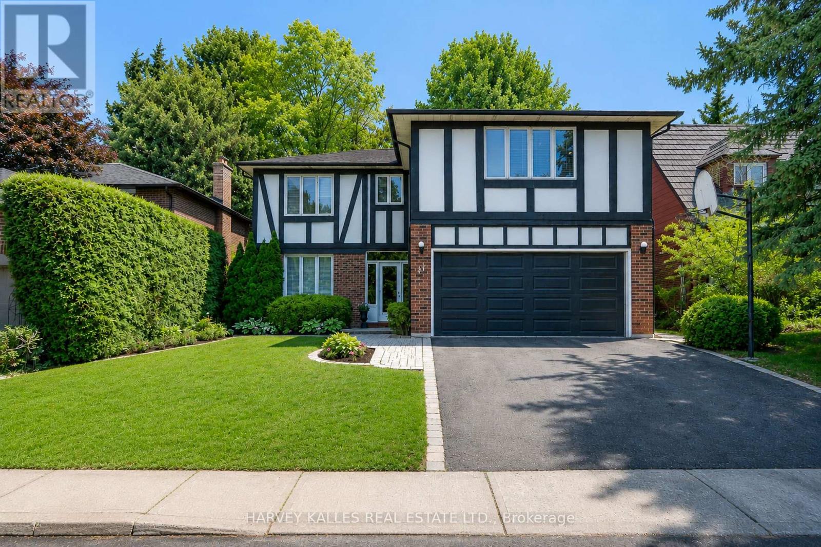 23 PINNACLE ROAD - 1