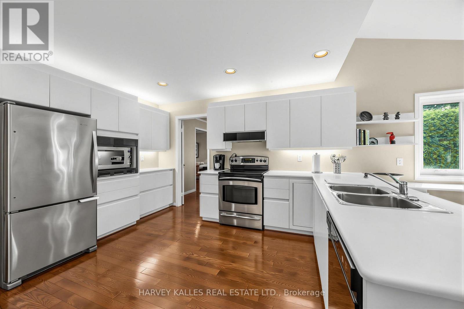 23 PINNACLE ROAD - 13