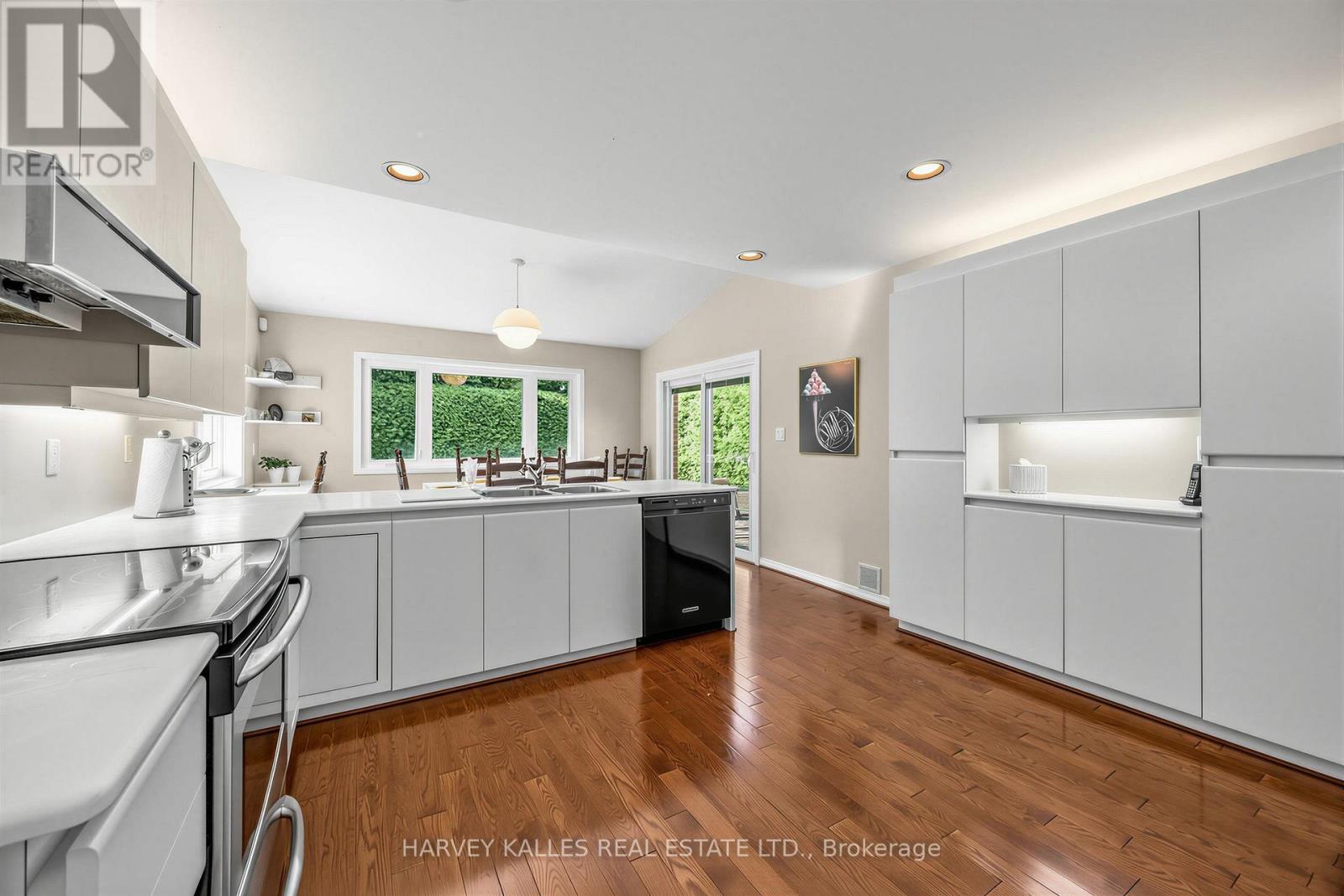 23 PINNACLE ROAD - 14