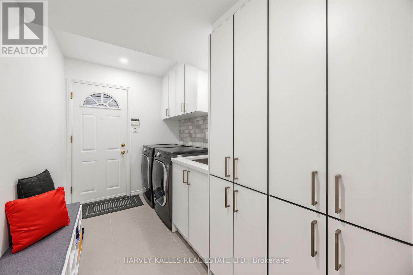 23 PINNACLE ROAD - 19