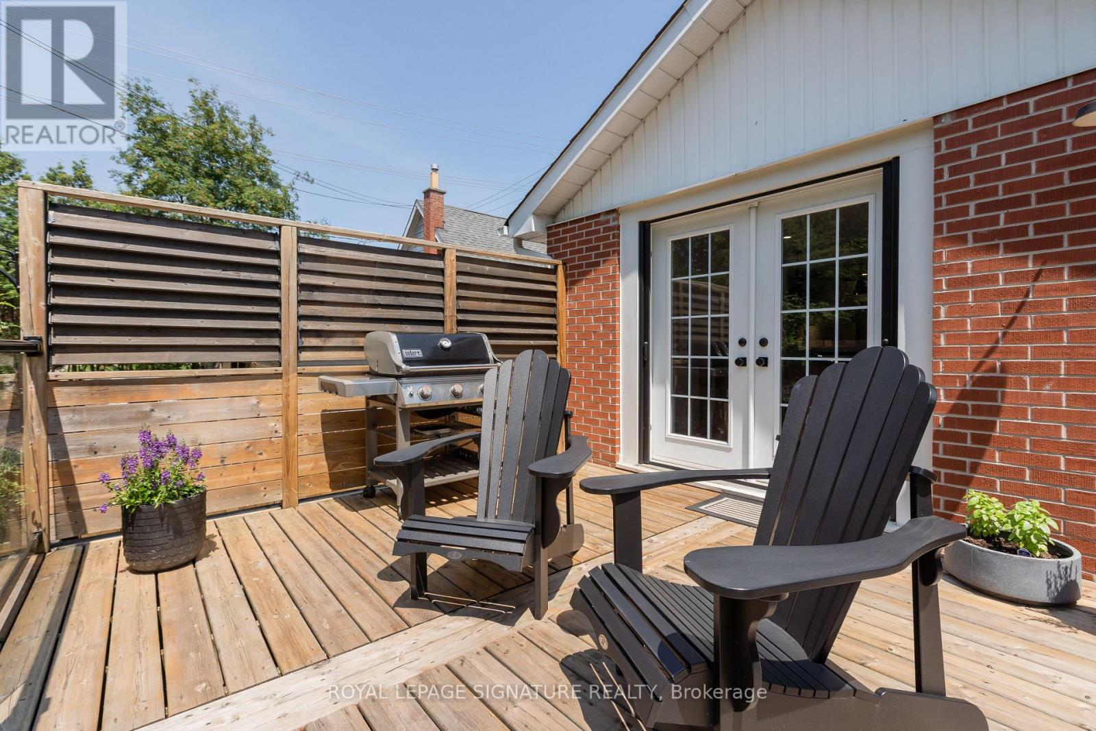 514 ASH STREET - 30