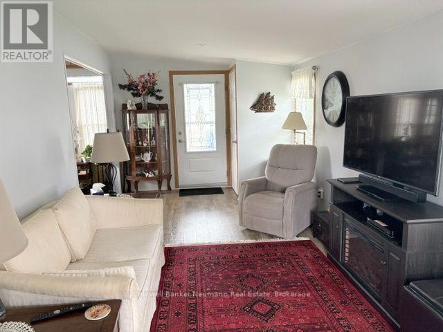 3564 SUMAC STREET - 8