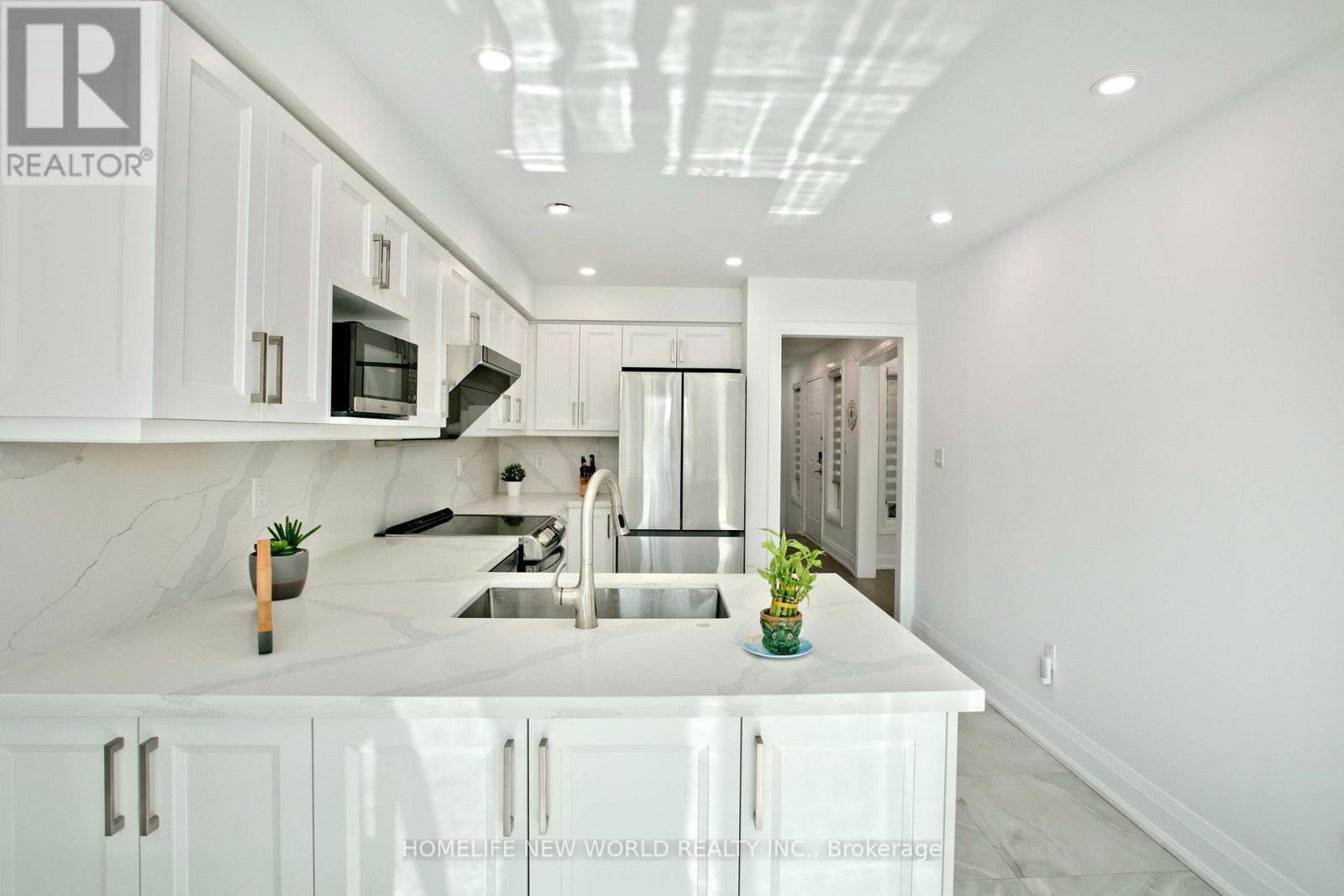 110 CAIRNCROSS CRESCENT - 11